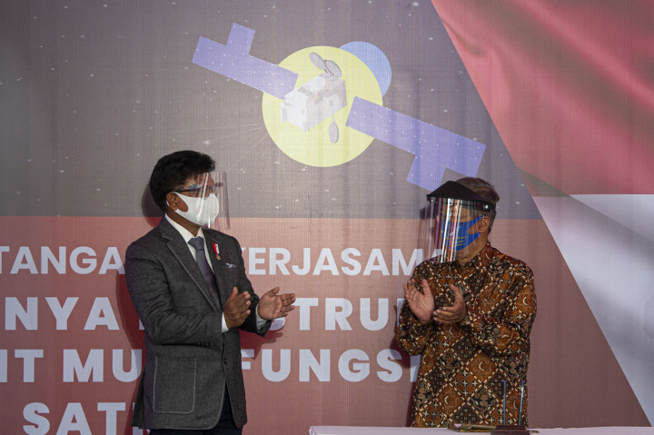 Kemenkominfo menargetkan satelit Satria beroperasi pada 2023 dan diharapkan akan memperkuat transformasi ekonomi digital termasuk mendukung digitalisasi sistem pembayaran terutama di daerah yang belum terjangkau jaringan internet. 