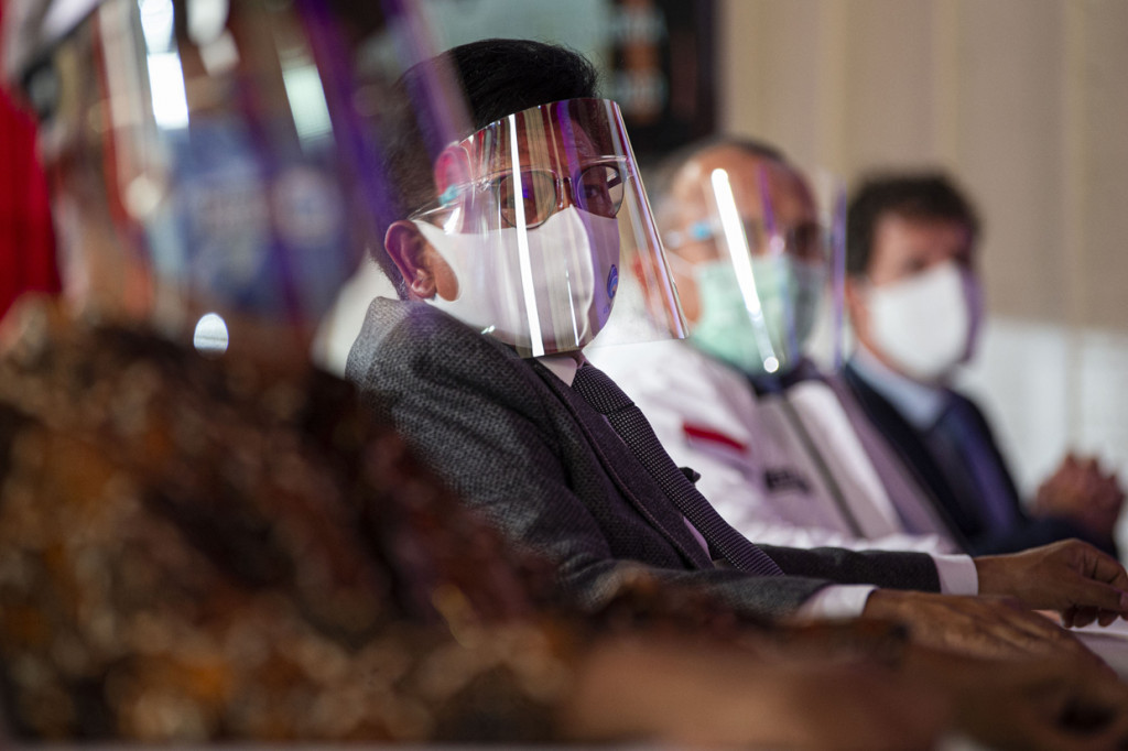 Adapun nilai dari kontrak konstruksi satelit Satria ini sebesar USD 550 juta atau setara Rp 8 triliun.
