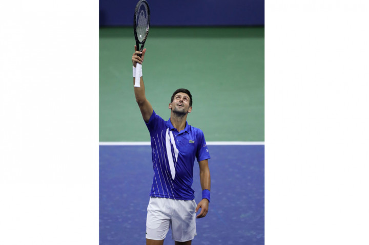 Petenis Serbia tersebut menang straight set dengan skor 6-3, 6-3, 6-1 dalam waktu 1 jam 42 menit untuk maju ke babak 16 besar.