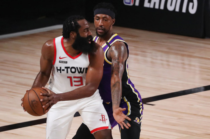 James Harden mencetak 36 poin untuk membawa Houston Rockets mengalahkan Los Angeles Lakers 112-97 pada gim pertama semifinal Wilayah Barat kompetisi bola basket NBA 2020 di AdventHealth Arena dekat Orlando, Sabtu, 5 September 2020 WIB.