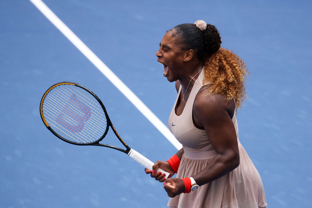 Kemenangan juara enam kali AS Terbuka, yang tengah berusaha meraih gelar Grand Slam ke-24 tersebut sekaligus menandai kemenangannya yang ke-100 di Stadion Arthur Ashe.