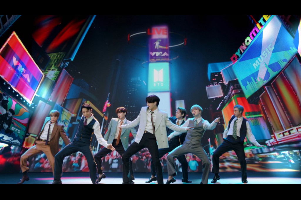 Big Hit juga menyebut prestasi BTS berkat single berbahasa Inggris pertama BTS itu antara lain penayangan tertinggi dengan lebih dari 101,1 juta kali dalam 24 jam, serta debut terbesar di Spotify skala global pada 2020.