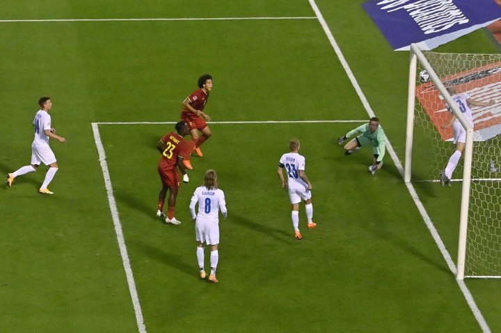 Sempat tertinggal terlebih dahulu akibat gol Holmbert Fridjonsson pada menit ke-10, Belgia kemudian berhasil menyamakan kedudukan lewat Axel Witsel yang menyambar bola muntah hasil tembakan Dries Metens.