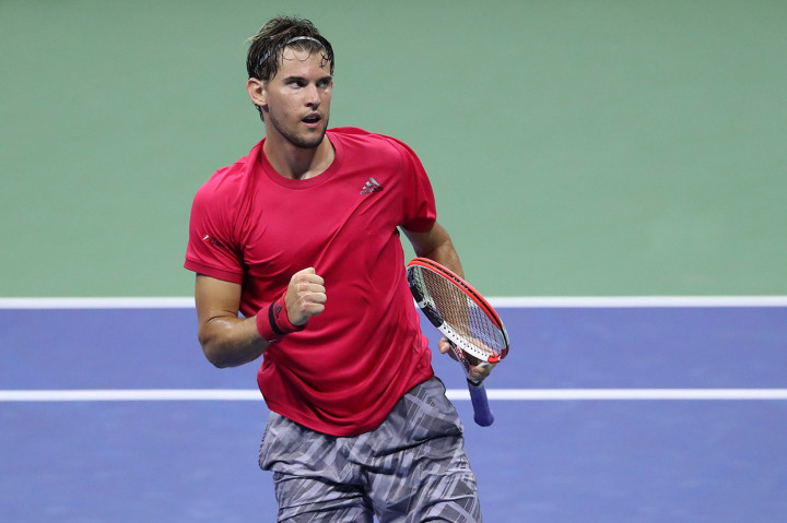 Unggulan kedua Dominic Thiem menampilkan performa terbaiknya untuk membongkar pertahanan petenis Australia Alex de Minaur untuk mencapai semifinal US Open (AS Terbuka) 2020.