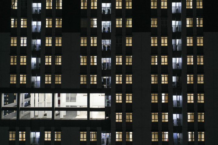 Kepala Penerangan Kogabwilhan-I Kolonel Marinir Aris Mudian menjelaskan, dari tujuh tower yang ada di Wisma Atlet, hanya dua yang saat ini digunakan untuk menangani Covid-19. Satu tower untuk menangani pasien Covid-19 dan satu tower lagi untuk observasi.