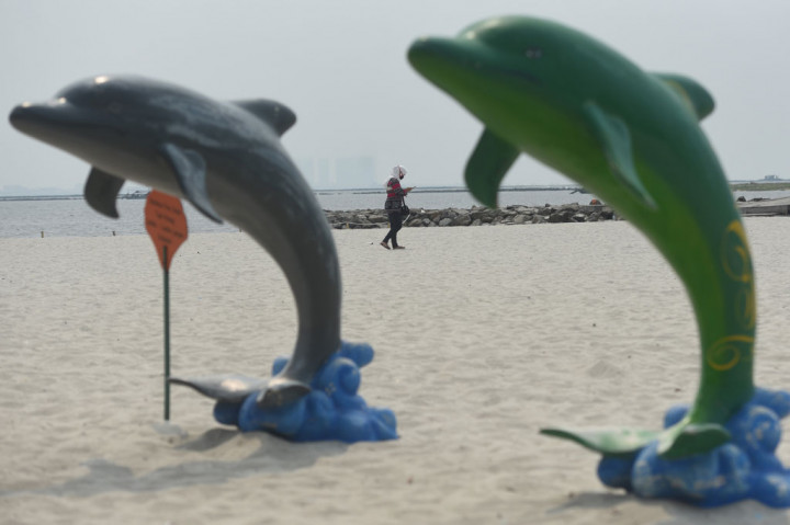 Sementara pengunjung yang memiliki annual pass (Ancol, Dunia Fantasi, Sea world Ancol, dan Ocean Dream Samudra), masa aktifnya akan dibekukan. Pengunjung akan mendapatkan perpanjangan masa periode sesuai dengan jumlah hari pembatasan wilayah dan usia serta jumlah hari Ancol tutup mulai 14 September 2020.