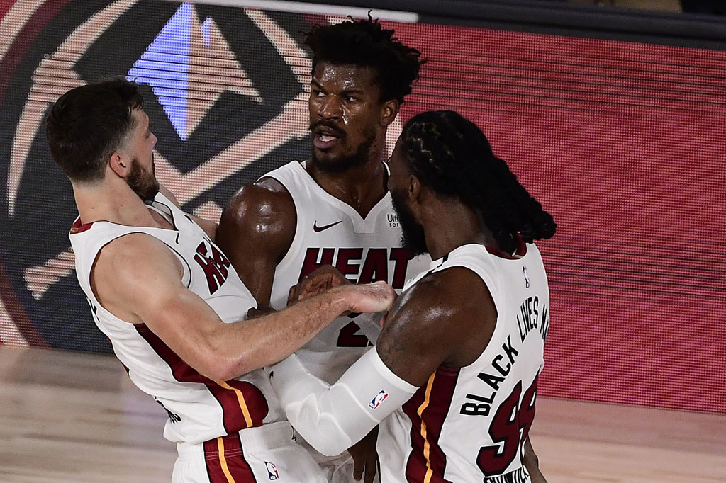 Jimmy Butler menjadi sosok penting kemenangan Heat tersebut melalui sumbangan poinnya saat over time tinggal menyisakan 12 detik. Ia memancing lawan melakukan pelanggaran dan mencetak poin lewat lemparan bebas untuk membawa Heat unggul 116-114.