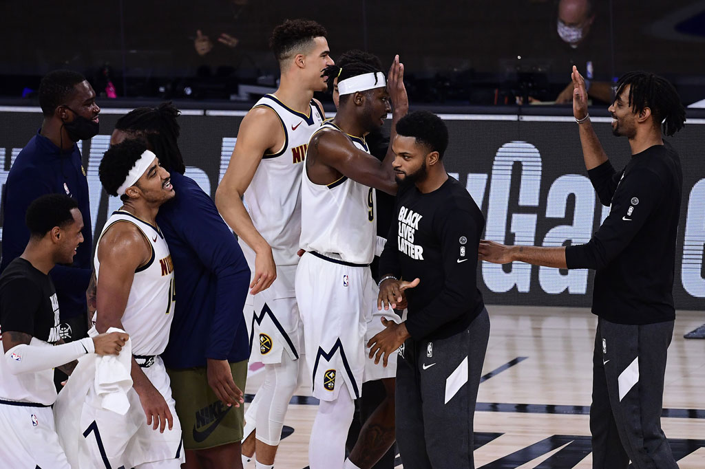 Nuggets akan bertemu unggulan teratas Los Angeles Lakers pada final Wilayah Barat yang dimainkan mulai Sabtu, 19 September 2020 pagi WIB.