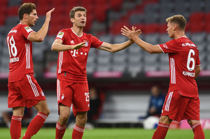 Pada menit ke-19 Bayern menggandakan keunggulan mereka. Thomas Mueller memberikan assist kepada Leon Goretzka untuk mencetak gol ke gawang bekas klubnya.