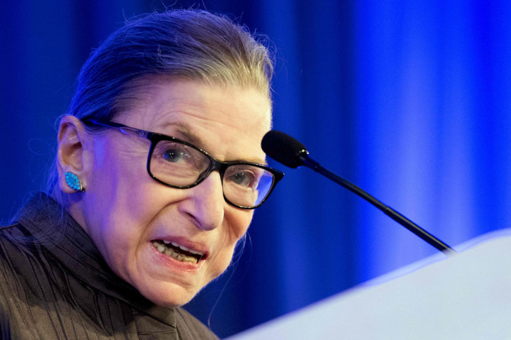 Hakim Agung Amerika Serikat Ruth Bader Ginsburg meninggal dunia pada Jumat, 19 September 2020 waktu setempat.