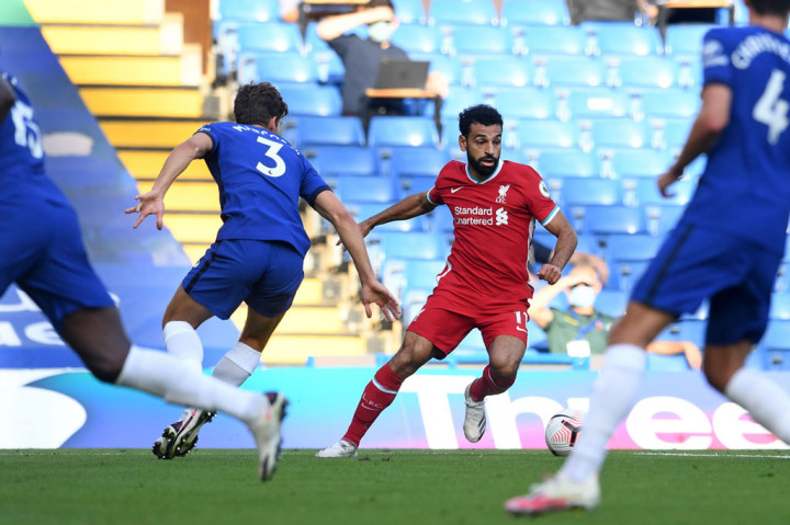 Kendati mendominasi penguasaan bola sepanjang babak pertama tak banyak peluang berarti yang diciptakan oleh Liverpool.