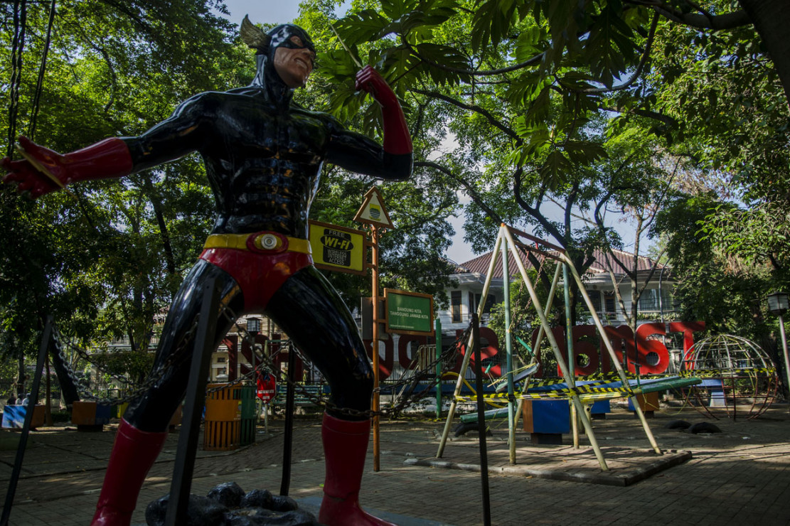 Taman di Kota Bandung Ditutup Sementara - Medcom.id