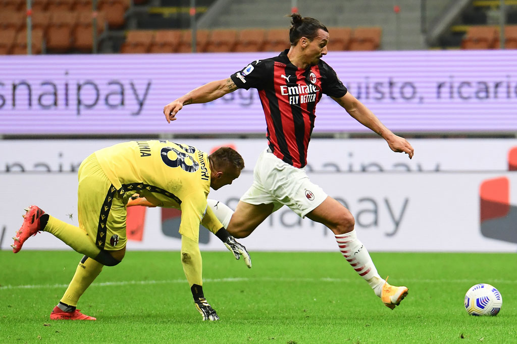 Ibra bisa saja menciptakan hattrick pada menit ke-62. Dia sukses mengecoh penjaga gawang Lukasz Skorupski, namun sayang bola melebar dari tiang gawang.