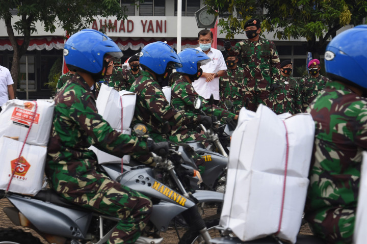 Hut Ke 75 Tni Gelar Donor Darah Dan Pembagian Sembako Medcom Id