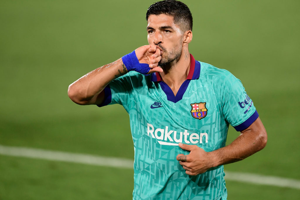 Suarez akan menggantikan Alvaro Morata di lini depan Atletico setelah penyerang Spanyol itu dipinjamkan ke Juventus selama satu musim dengan opsi dipermanenkan.