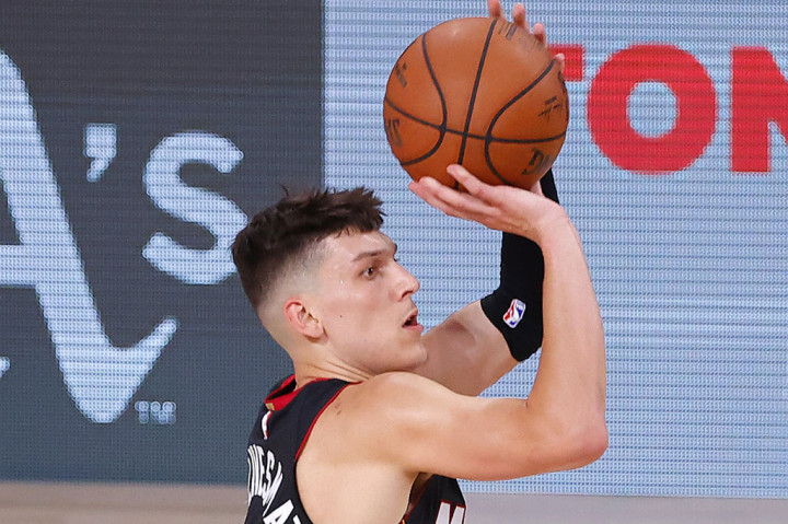 Bintang muda yang sedang naik daun Tyler Herro mencetak poin tertinggi dalam karirnya yaitu 37 poin saat Miami Heat meraih kemenangan 112-109 atas Boston Celtics pada Game keempat final Wilayah Timur, Kamis, 24 September 2020 WIB. Kemenangan tersebut membuat Miami memimpin 3-1 dalam seri berformat best-of-seven.