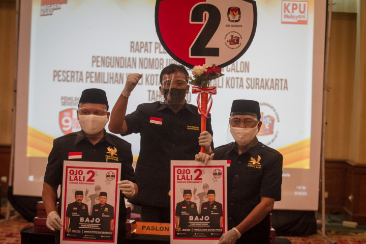 Sedangkan lawannya pasangan Bagyo Wahyono dan FX. Supardjo mendapatkan nomor urut dua.