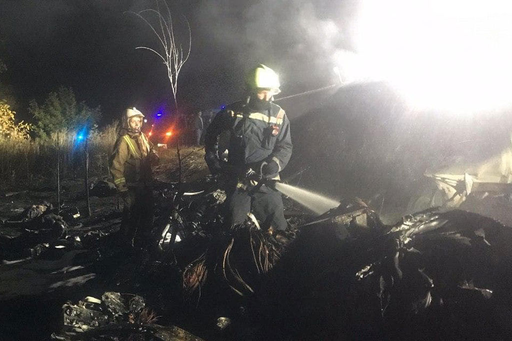 Sedikitnya 22 orang termasuk taruna militer tewas dan dua lainnya terluka parah ketika sebuah pesawat angkatan udara Ukraina jatuh di dekat Kharkiv di timur negara itu, Jumat, 25 September 2020 waktu setempat.