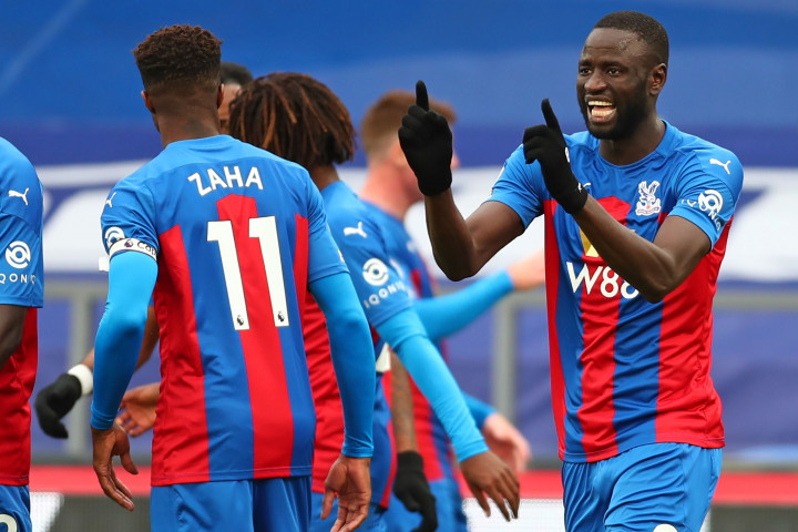 Sementara Palace hanya bisa membalas lewat gol Cheikhou Kouyate. AFP Photo/Clive Rose