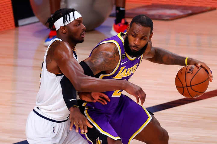 LeBron James mencatatkan triple-double (38 poin, 10 assist, dan 16 rebound). Persentase field goals LeBron pun terbilang impresif, yakni sebesar 60 persen.