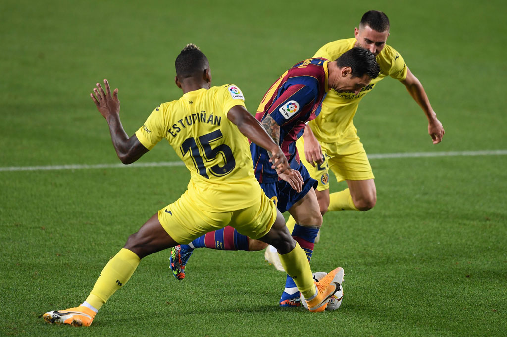 Barca melanjutkan dominasinya pada babak kedua, sementara Villareal sesekali melancarkan serangan balik untuk memperkecil ketertinggalan. 