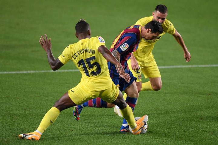 Barca melanjutkan dominasinya pada babak kedua, sementara Villareal sesekali melancarkan serangan balik untuk memperkecil ketertinggalan. 