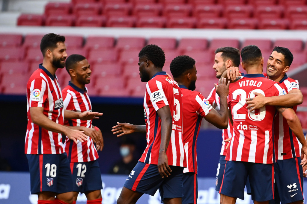 Atletico Madrid melumat Granada dengan skor 6-1 pada pekan ketiga La Liga Spanyol 2020-2021.

