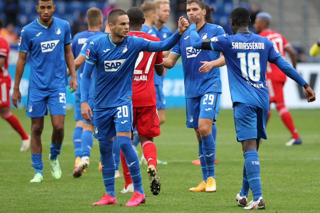 Bayern Muenchen harus menelan kekalahan 1-4 saat dijamu Hoffenheim dalam pekan kedua Bundesliga, kasta tertinggi Liga Jerman.
