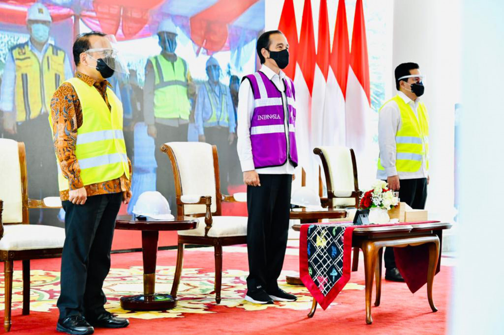 Presiden Joko Widodo meresmikan jalan tol Manado-Bitung ruas Manado-Danowudu secara virtual melalui konferensi video dari Istana Kepresidenan Bogor, Provinsi Jawa Barat.