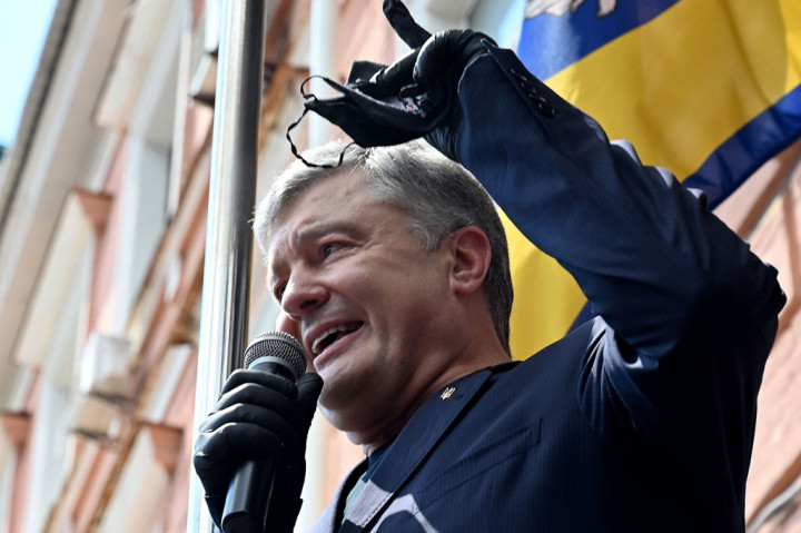 Ukraina, salah satu negara termiskin di Eropa dengan populasi sekitar 40 juta, telah melaporkan lebih dari 204.000 kasus virus korona dengan lebih dari 4.000 kematian. 