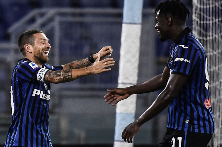 Gomez kemudian merestorasi keunggulan tiga gol Atalanta melalui upaya individu yang indah, ketika ia merebut bola dari Patric dan melepaskan sepakan keras kaki kiri dari sudut sempit menuju sudut atas gawang tuan rumah.