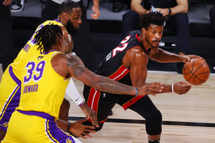 Jimmy Butler mencetak 23 poin, sementara Kendrick Nunn yang masuk dari bangku pemain cadangan untuk membukukan 18 poin bagi Heat. Tyler Herro tuntas dengan 14 poin, sedangkan Jae Crowder mempersembahkan 12 poin.