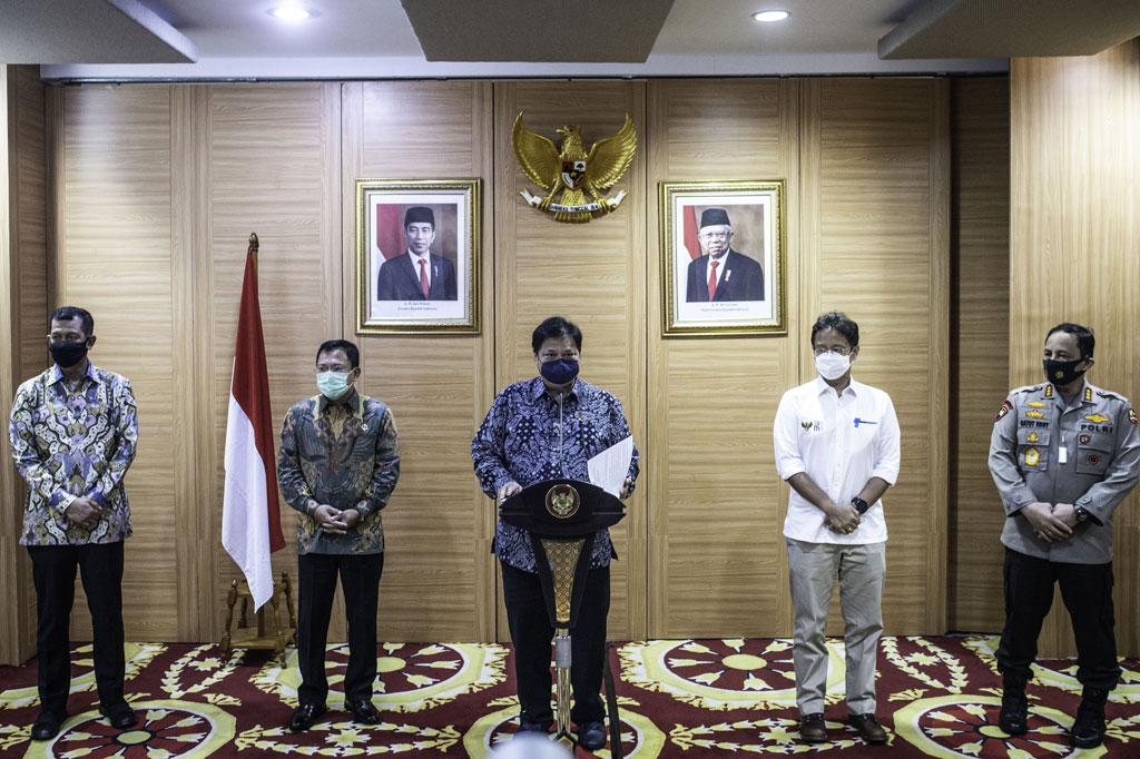 Pemerintah menargetkan vaksin covid-19 tersedia secara bertahap yakni tahap pertama sebanyak 36 juta vaksin pada kuartal IV-2020.