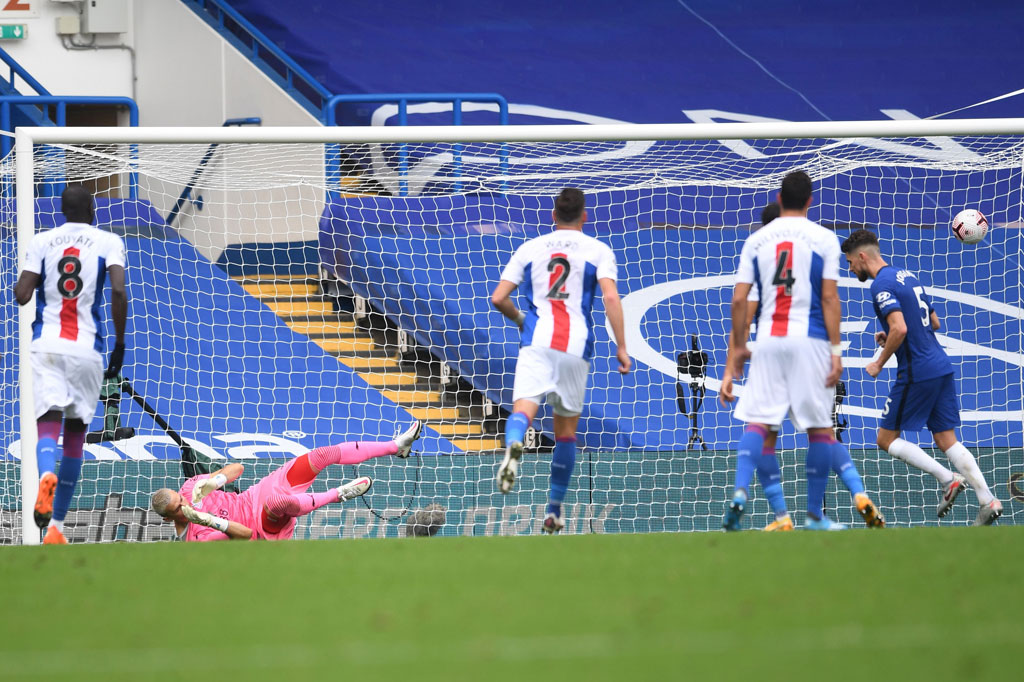 Chelsea terus menekan dan pada menit ke-78 Jorginho menambah lagi keunggulan mereka jadi 3-0 lewat eksekusi penalti, setelah sebelumnya Tammy Abraham dijatuhkan Tyrick Mitchell di dalam area terlarang.