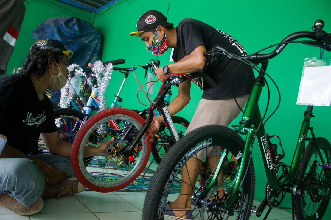 Keseruan Kontes Modifikasi  Sepeda  Mini di Karawang Medcom id