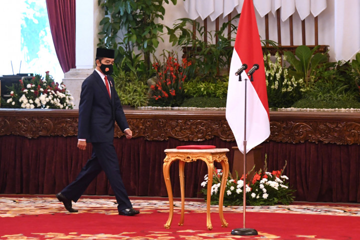 Presiden Joko Widodo tiba untuk memimpin upacara HUT ke-75 TNI di Istana Negara Jakarta.