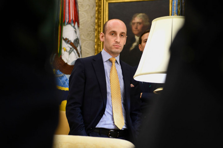 Wakil Sekretaris Pers Gedung Putih Brian Morgenstern mengatakan kepada CNN pada Selasa malam bahwa tidak ada kasus covid baru di Gedung Putih selain Miller.