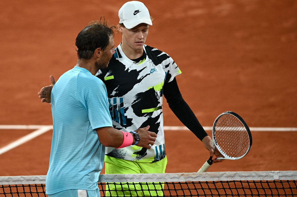 Nadal menang dengan skor 7-6 (7/4), 6-4, 6-1 sekaligus meraih kemenangan ke-98 dalam pertandingan ke-100 nya di French Open.
