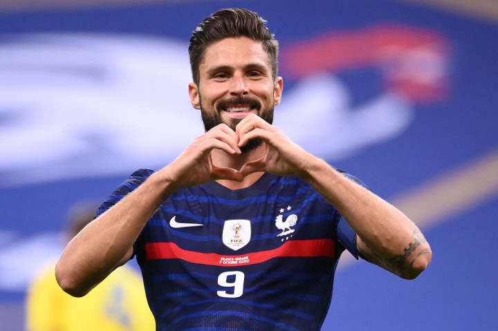 Kedua gol tersebut menjadikan Giroud sebagai pencetak gol terbanyak kedua timnas Prancis. Striker 34 tahun itu sekarang mengemas 42 gol, hanya tertinggal sembilan gol dari Thierry Henry.