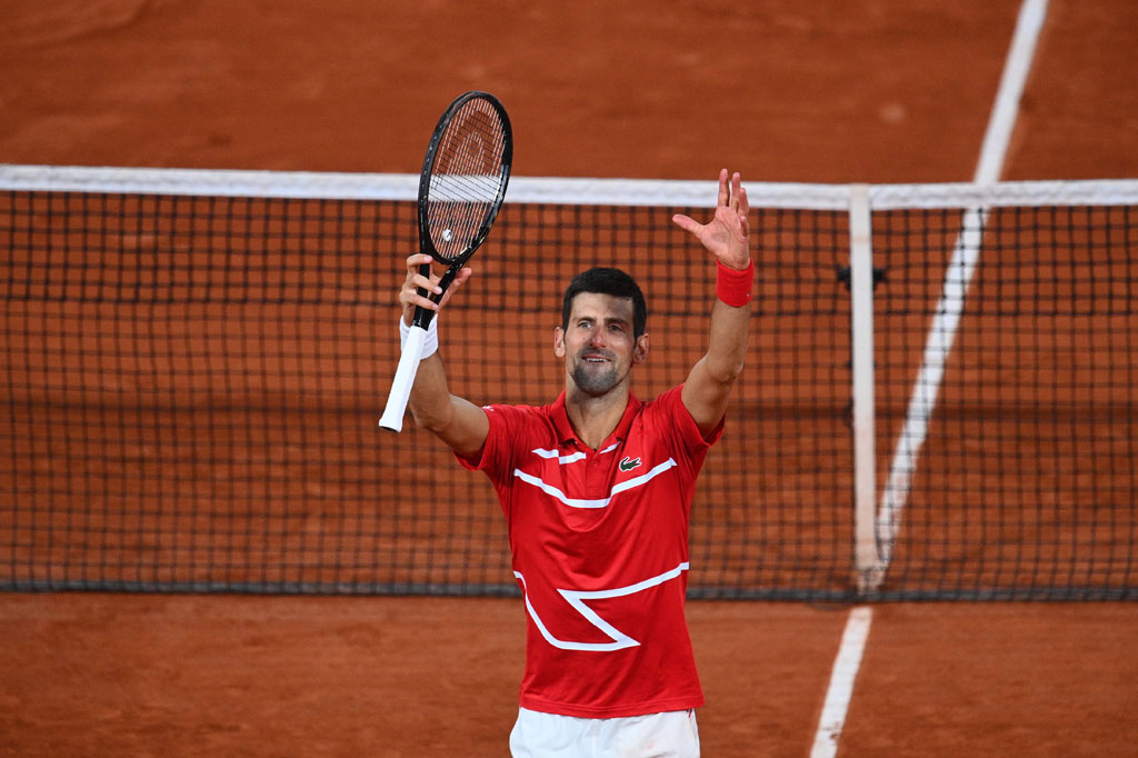Petenis nomor satu dunia, Nadal, harus berjuang keras untuk melaju ke partai puncak setelah dipaksa bermain lima set atas unggulan kelima Tsitsipas dengan skor 6-3, 6-2, 5-7, 4-6, 6-1, Sabtu, 10 Oktober 2020 WIB.