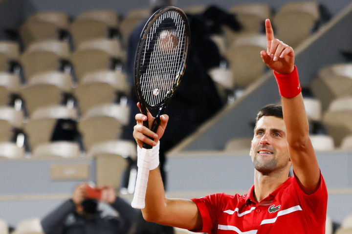 Pada hari Senin, 12 Oktober 2020, Djokovic bisa memenangkan pertandingan mayor ke-18 dan menjadi orang pertama dalam setengah abad yang memenangkan keempat Grand Slam sebanyak dua kali.