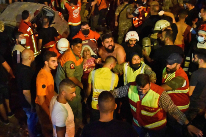 Beberapa kebakaran terjadi di pelabuhan Beirut sejak ledakan dahsyat pada 4 Agustus yang menewaskan 203 orang dan melukai sedikitnya 6.500 orang lainnya serta menghancurkan sebagian besar ibu kota.