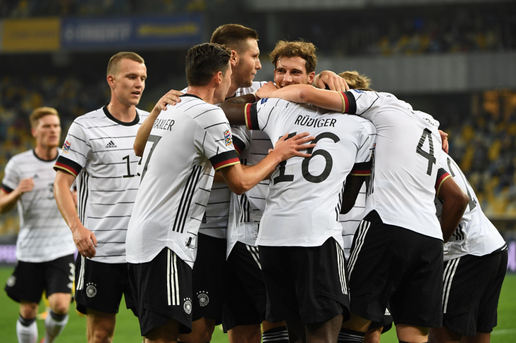 Jerman akhirnya memperoleh kemenangan pertamanya di UEFA Nations League 2020. Bertandang ke Ukraina di Stadion Olympinskiy, Minggu, 11 Oktober 2020, Jerman menang dengan skor tipis 2-1.