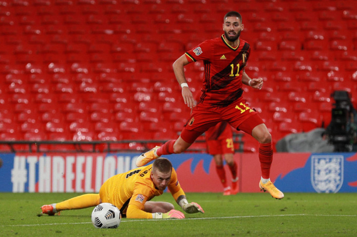 Menjelang turun minum Belgia kembali mendapat peluang emas saat Lukaku dengan cerdik mengirim operan tumit kepada Carrasco, namun tembakan sang penyerang masih melebar jauh.