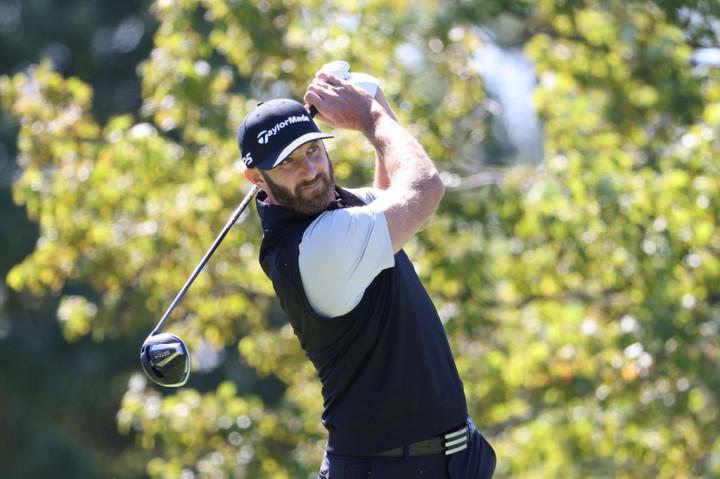 Pegolf AS berusia 36 tahun yang terakhir kali tampil pada AS Terbuka bulan lalu itu terpaksa mundur dari CJ Cup di Las Vegas pekan ini, dan harus menjalani isolasi mandiri. J.T. Poston akan menggantikan Johnson dalam kompetisi itu.