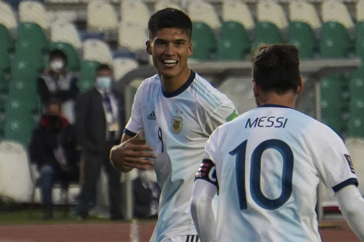 Joaquin Correa lalu mencetak gol penentu kemenangan Argentina dengan tendangan kaki kiri 10 menit sebelum bubaran. Skor 1-2 bertahan hingga laga usai.