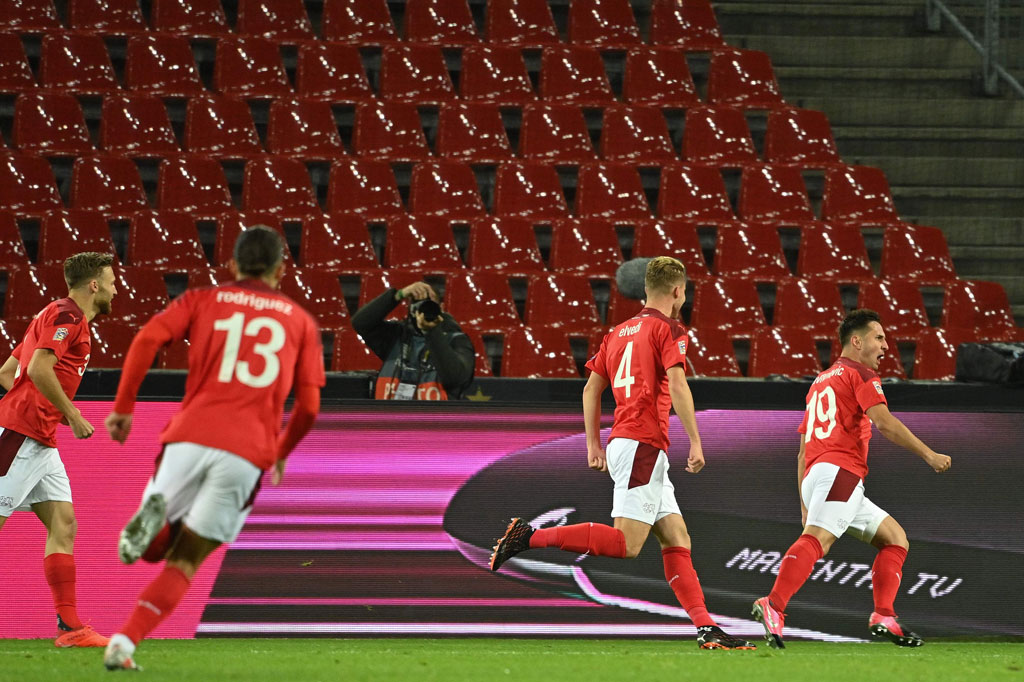 Namun Swiss segera balas mengancam dan berhasil menjebol gawang tuan rumah. Dari situasi tendangan sudut, bola yang disapu Antonio Ruediger disundul oleh Remo Freuler dan disambut sundulan Mario Gavranovic untuk menjadi gol pemecah kebuntuan.