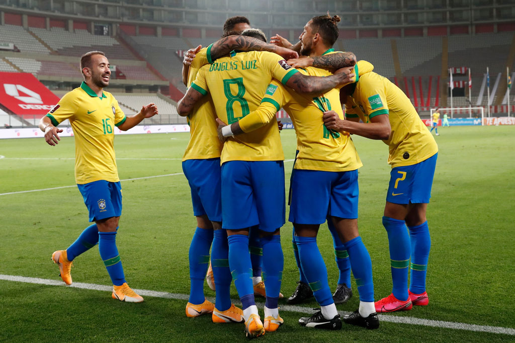 Brasil sementara memuncaki klasemen zona Amerika Selaan dengan enam poin dari dua pertandingan.