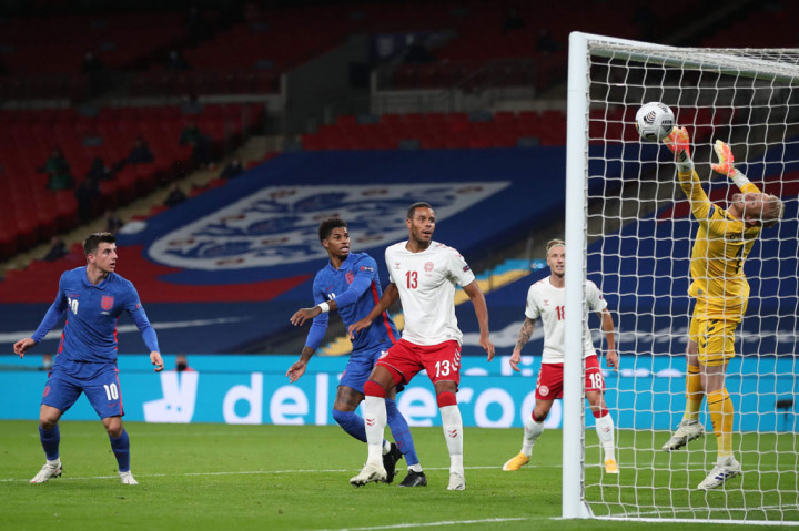 Pada menit ke-66 Mason Mount memiliki peluang terbaik Inggris untuk menyamakan kedudukan, namun sayang bola sundulannya masih dapat ditepis kiper Denmark Kasper Schmeichel. 