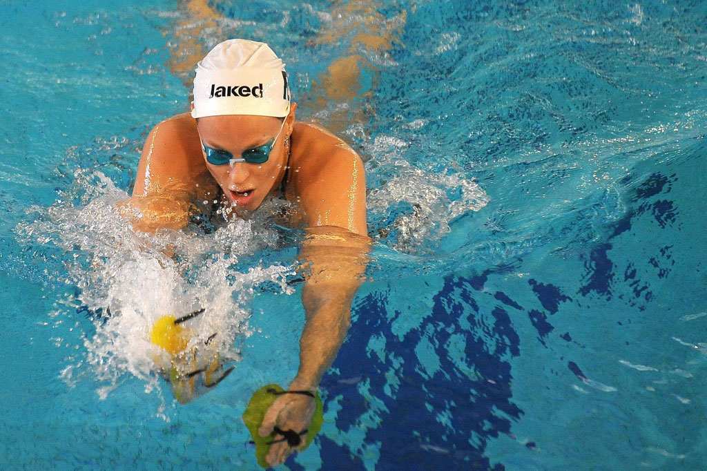 Pellegrini memenangkan emas gaya bebas 200m di Olimpiade Beijing 2008, dan merupakan pemegang rekor dunia jarak jauh. Dia juga memenangkan perak dalam gaya bebas 200m di Olimpiade Athena 2004, dan menargetkan Olimpiade Musim Panas kelima di Tokyo.